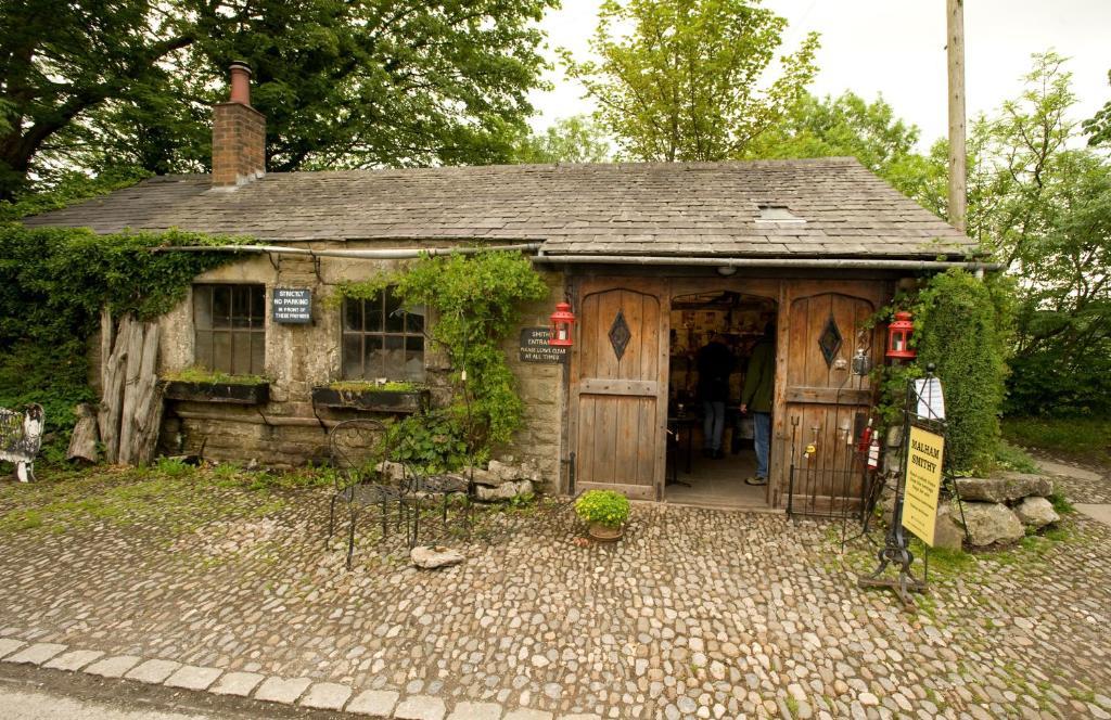 The Buck Inn, Malham Exteriör bild